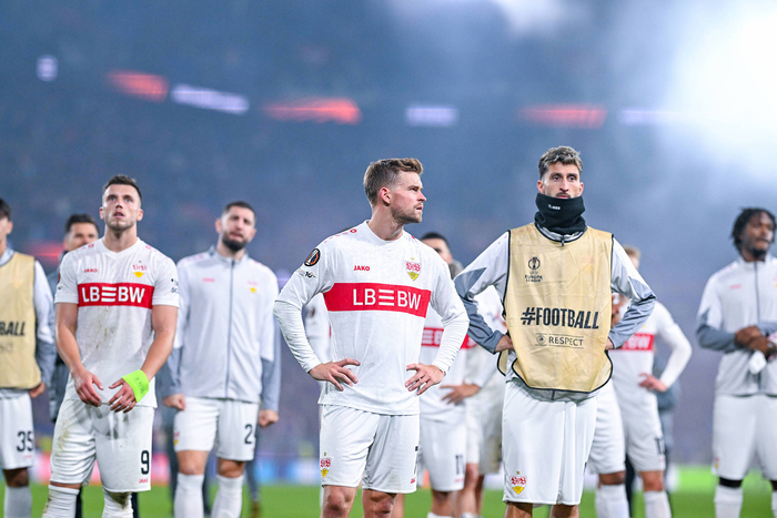 Duomi sports-包含今夜罗马调整名单以备欧联托特纳姆绝杀压哨备战西甲，加时末段法兰克福备战德国杯直接炸裂的词条