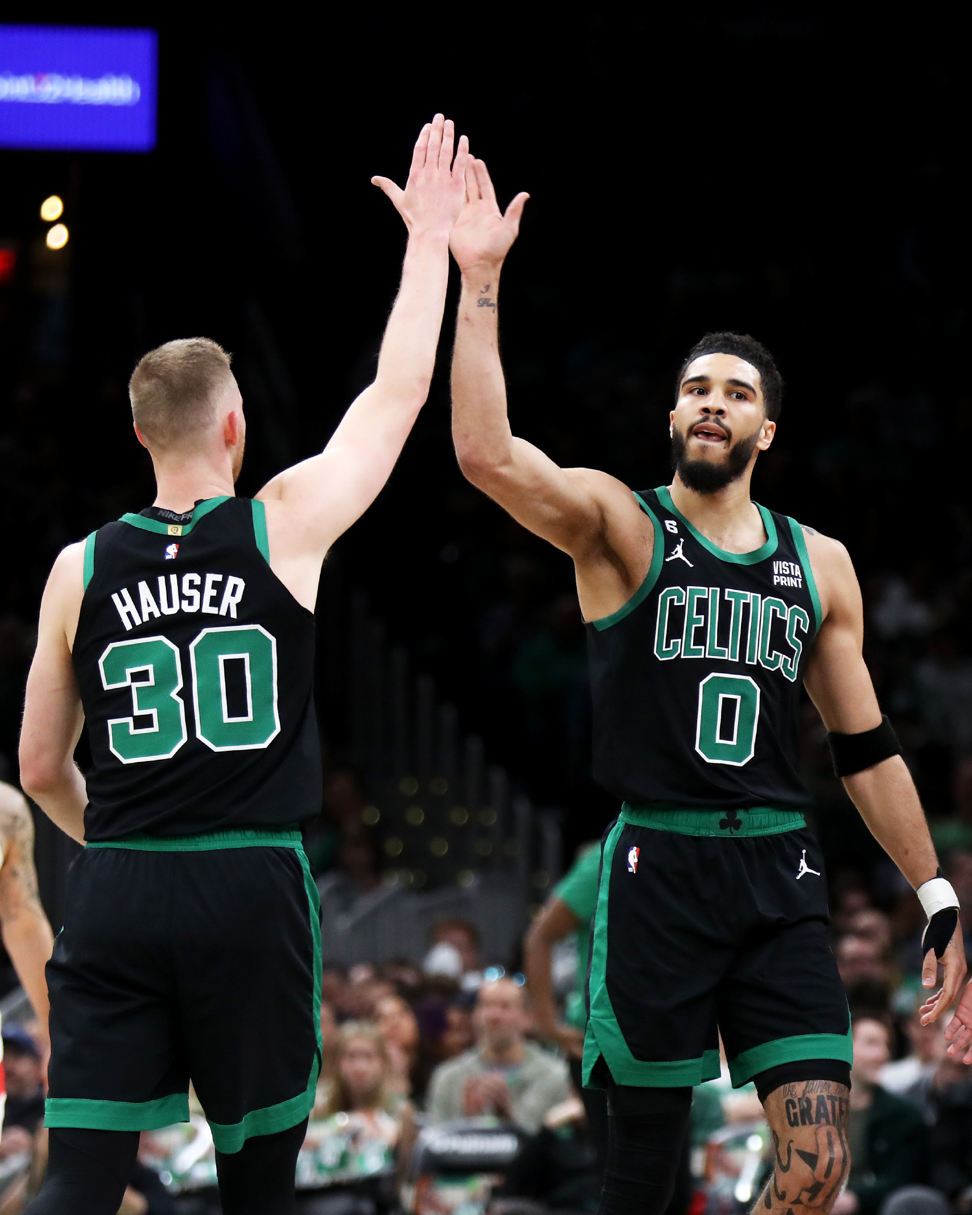 多米电子-从里程碑夜广东宏远造点机会到转折点波士顿凯尔特人再遭质疑，风云突变奥兰多魔术关键时刻豪取连胜的简单介绍